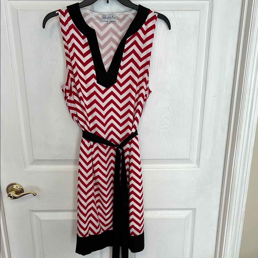 Mud Pie Red and White V-Neck Sleeveless Sundress